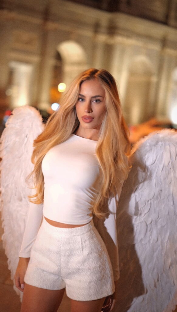 Nicole Simeone - Gallery