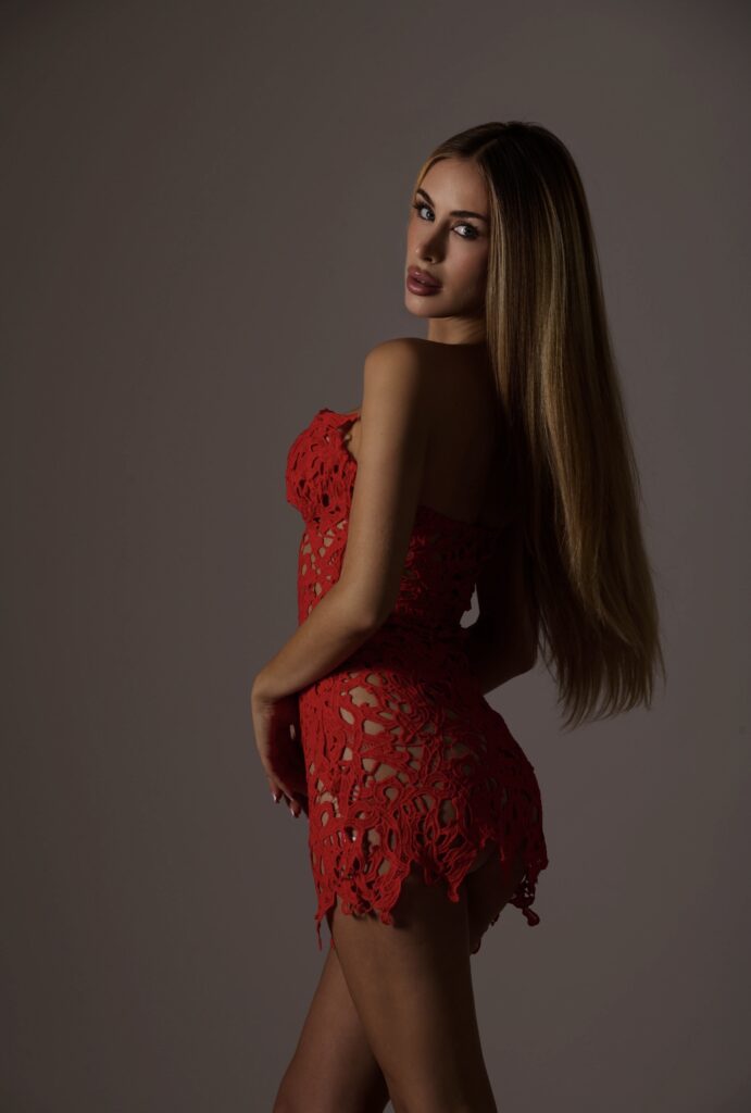 Nicole Simeone - Gallery