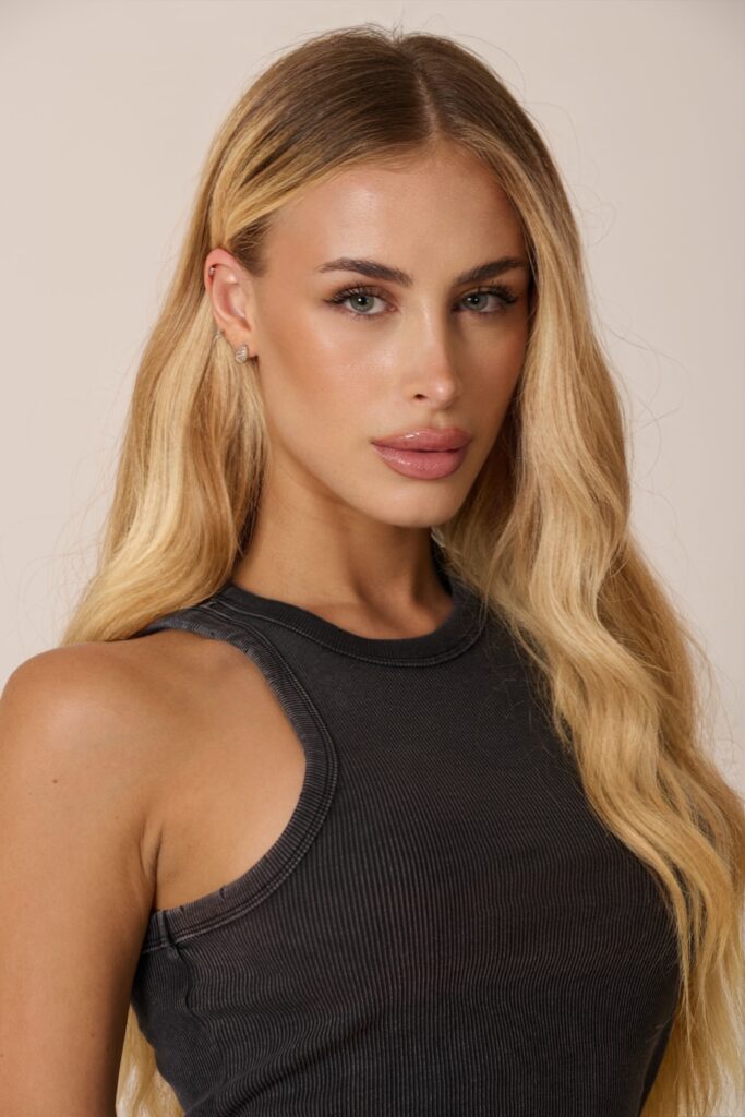 Nicole Simeone - Gallery